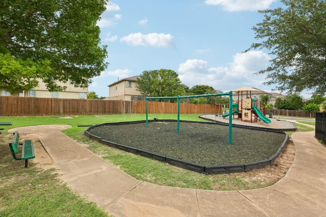 255 Paddington DR, Kyle, TX 78640