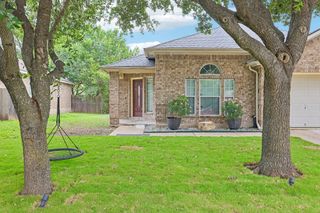 255 Paddington DR, Kyle, TX 78640