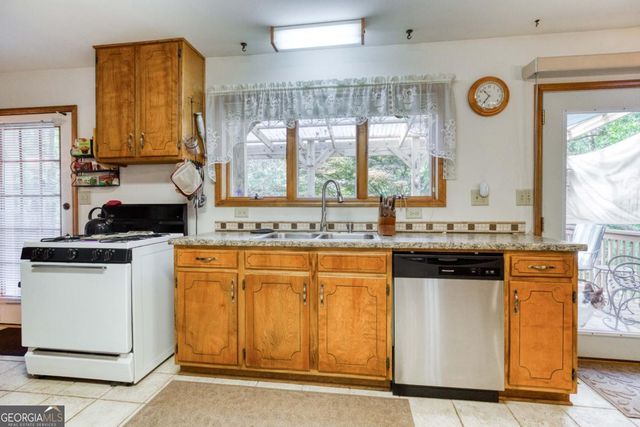 2711 Tribble Mill Road, Lawrenceville, GA 30045