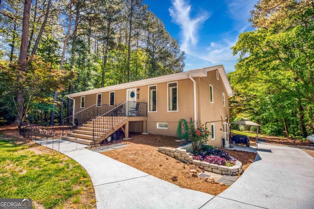 2711 Tribble Mill Road, Lawrenceville, GA 30045