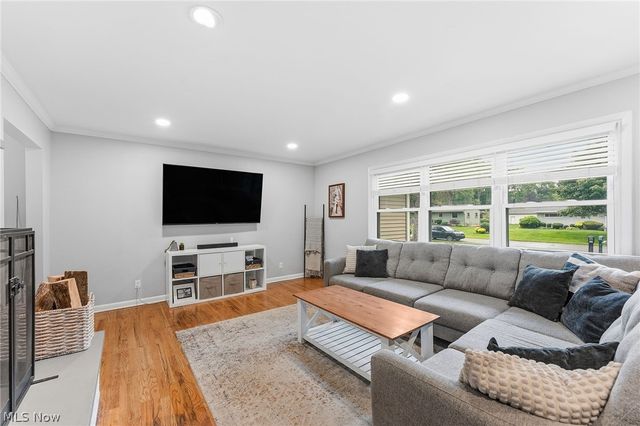 3941 Grace Drive, Kent, OH 44240