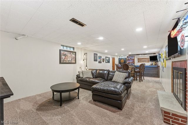 3941 Grace Drive, Kent, OH 44240