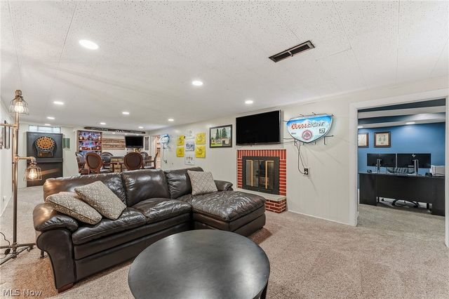 3941 Grace Drive, Kent, OH 44240