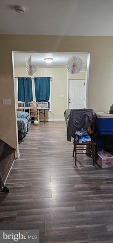 1122 HAMILTON AVE, Trenton, NJ 08629