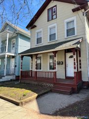 67 Nash Street #1, New Haven, CT 06511