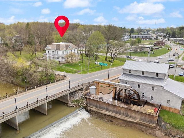 410 Riverside Drive, Jasper, IN 47546