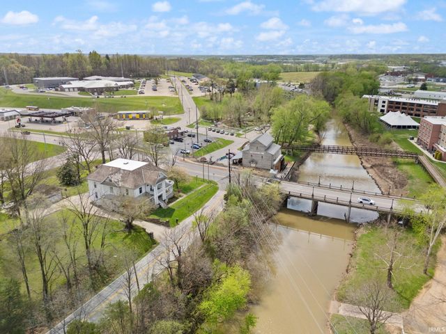 410 Riverside Drive, Jasper, IN 47546