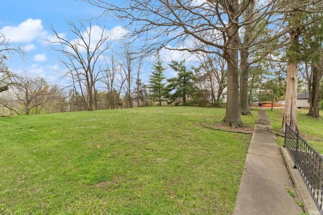 410 Riverside Drive, Jasper, IN 47546