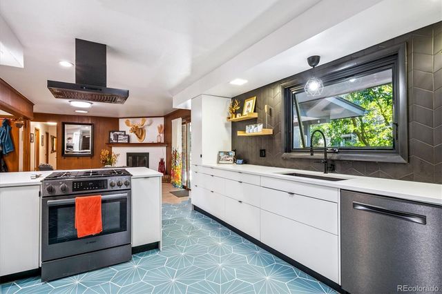 14280 W 30th Avenue, Golden, CO 80401