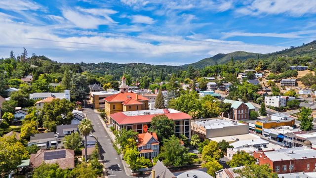 56 Bradford St, Sonora, CA 95370