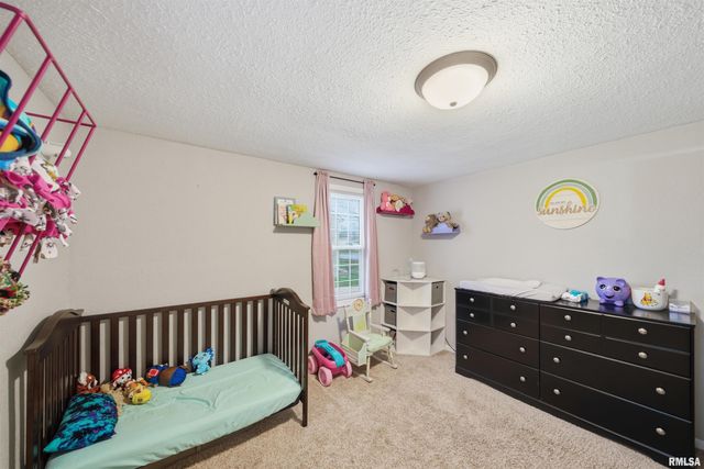 121 BESS Street, Washington, IL 61571