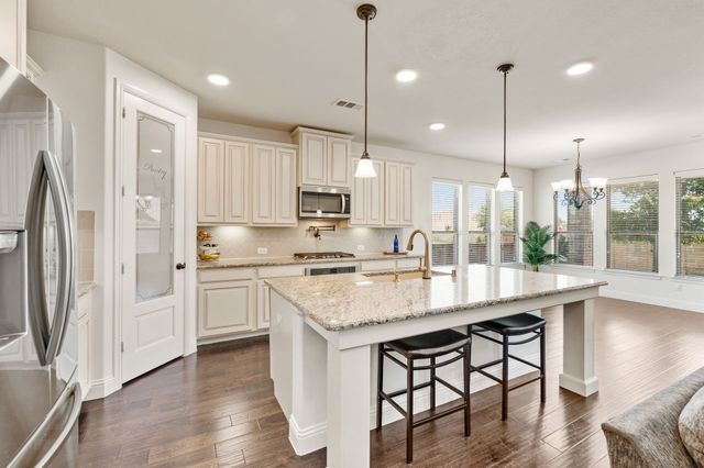 216 Village Creek Drive, Mckinney, TX 75071