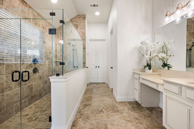 216 Village Creek Drive, Mckinney, TX 75071