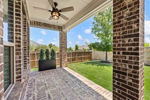 216 Village Creek Drive, Mckinney, TX 75071