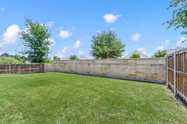 216 Village Creek Drive, Mckinney, TX 75071