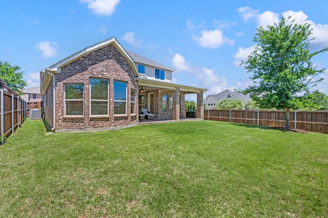 216 Village Creek Drive, Mckinney, TX 75071