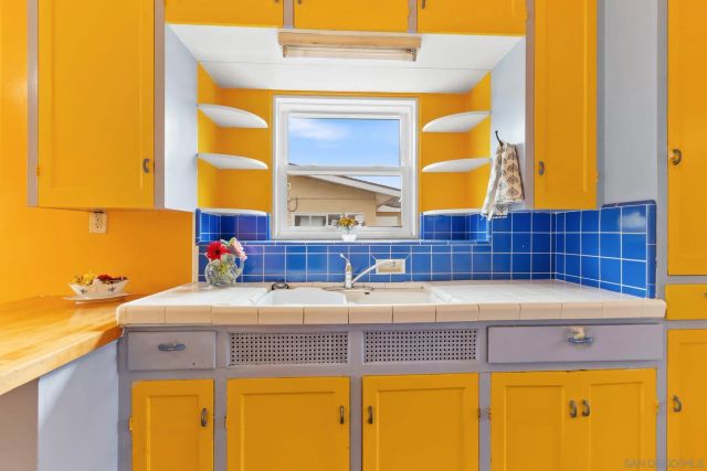 2330 Bancroft, San Diego, CA 92104