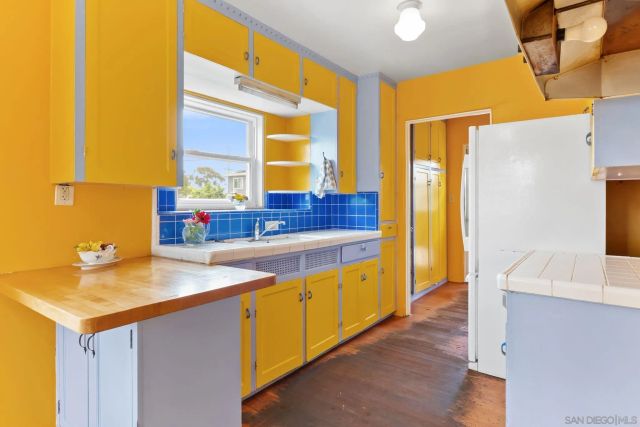 2330 Bancroft, San Diego, CA 92104