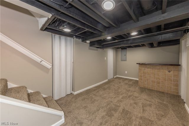 1614 Robinwood Avenue, Lakewood, OH 44107