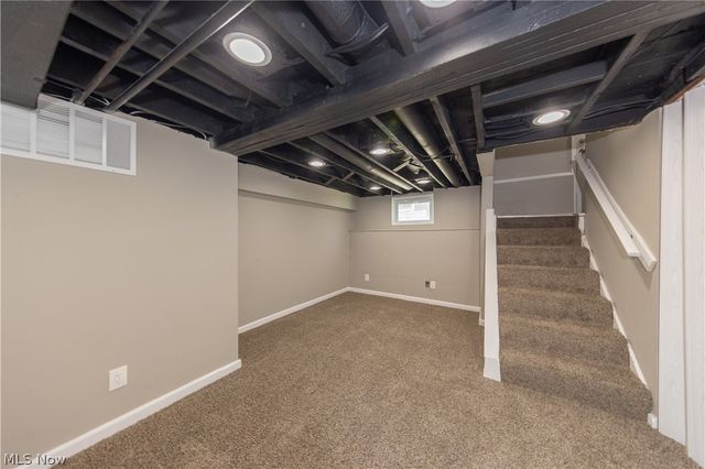 1614 Robinwood Avenue, Lakewood, OH 44107