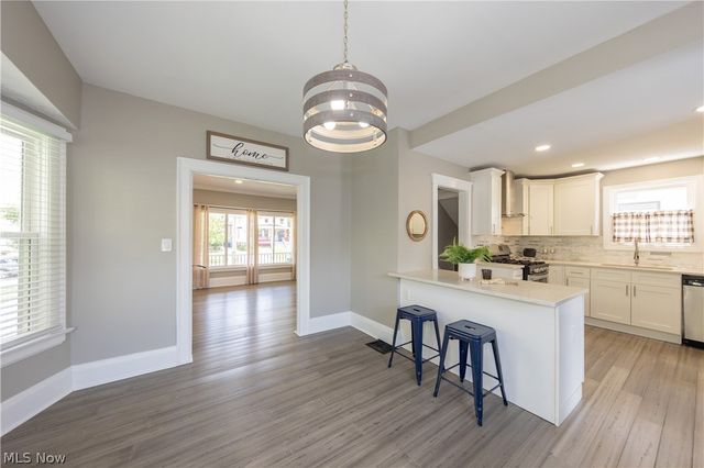 1614 Robinwood Avenue, Lakewood, OH 44107