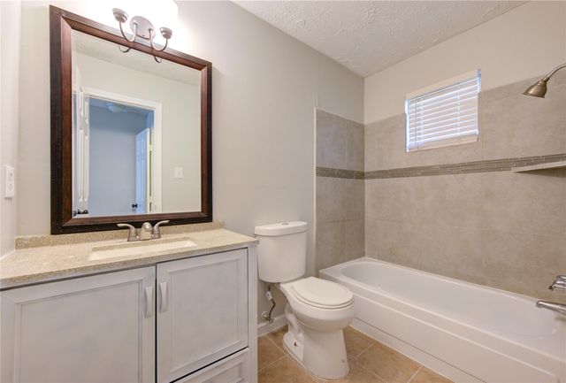 6910 Navidad Road, Houston, TX 77083