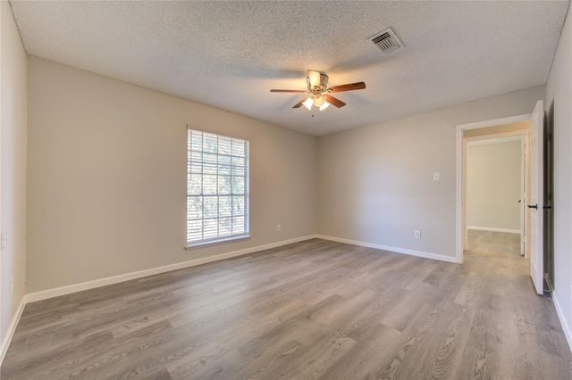 6910 Navidad Road, Houston, TX 77083