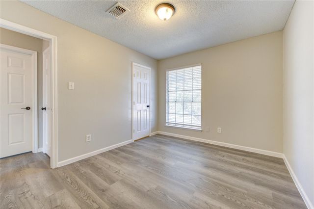 6910 Navidad Road, Houston, TX 77083