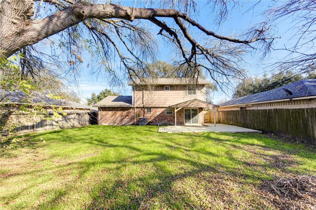 6910 Navidad Road, Houston, TX 77083