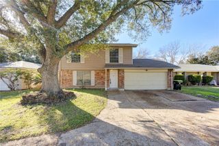 6910 Navidad Road, Houston, TX 77083