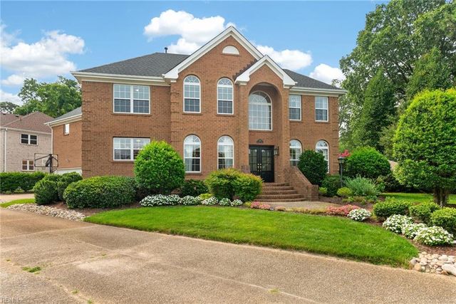 1700 Maze Hill MEWS, Virginia Beach, VA 23455