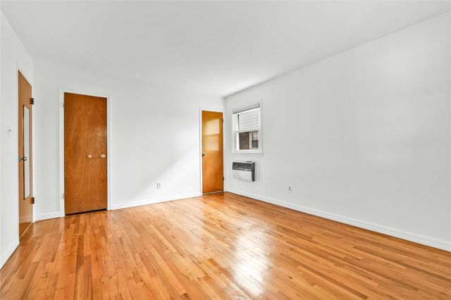146-24 27th Avenue, Flushing, NY 11354