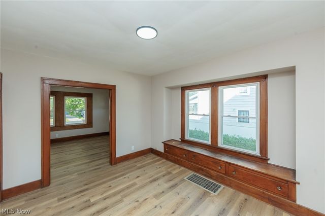 2233 E 33rd Street, Lorain, OH 44055