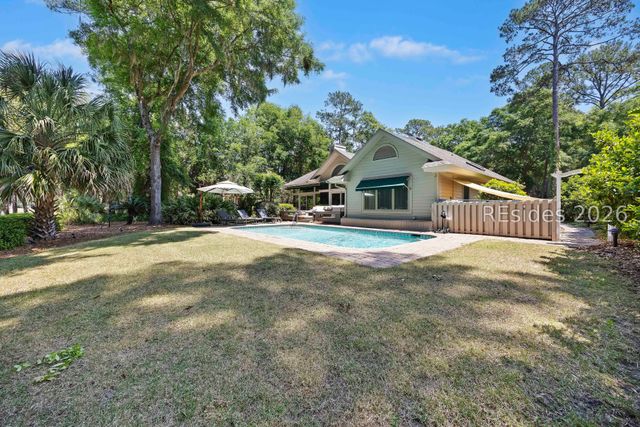 20 Wildbird Ln, Hilton Head Island, SC 29926