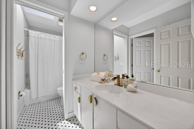 20 Wildbird Ln, Hilton Head Island, SC 29926