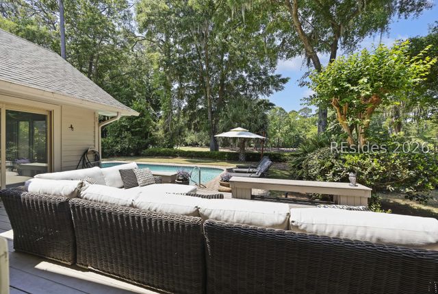 20 Wildbird Ln, Hilton Head Island, SC 29926