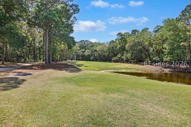 20 Wildbird Ln, Hilton Head Island, SC 29926