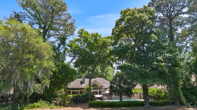 20 Wildbird Ln, Hilton Head Island, SC 29926