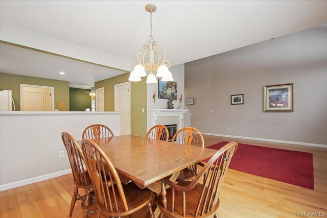 4 Osborne Glen, Poughquag, NY 12570