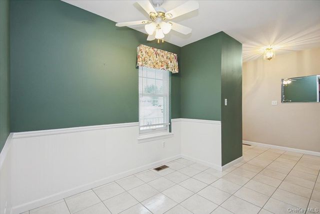 4 Osborne Glen, Poughquag, NY 12570