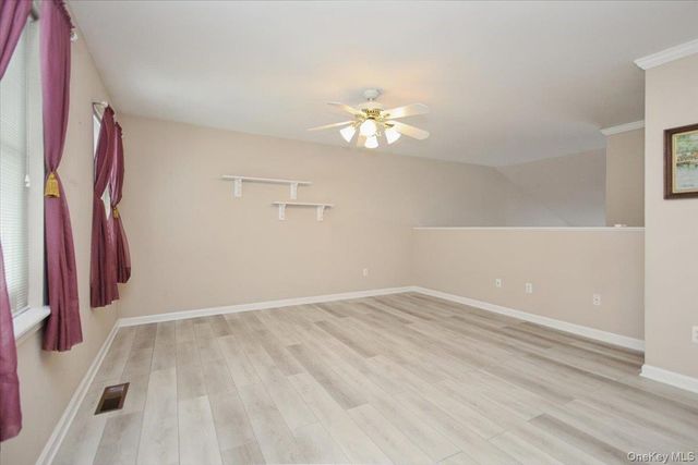 4 Osborne Glen, Poughquag, NY 12570