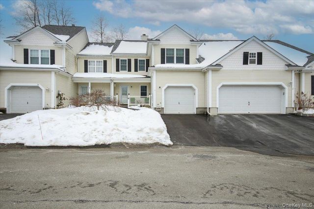 4 Osborne Glen, Poughquag, NY 12570