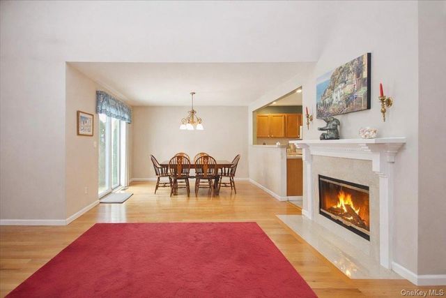 4 Osborne Glen, Poughquag, NY 12570