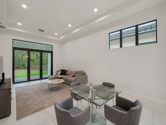 176 SE Via Sangro, Port St. Lucie, Port St Lucie, FL 34952