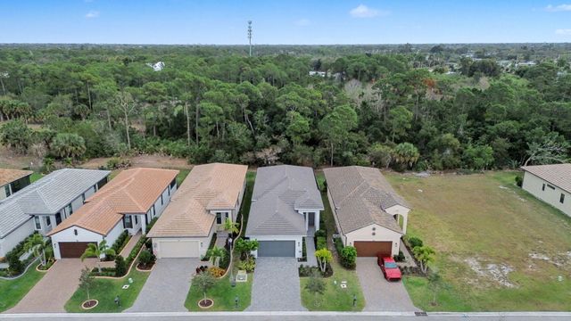 176 SE Via Sangro, Port St. Lucie, Port St Lucie, FL 34952