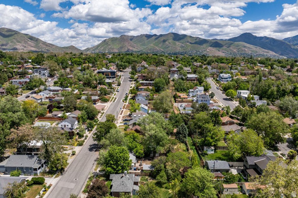 Image 16 of property listing at 1210 HARRISON AVE, Salt Lake City, UT 84105
