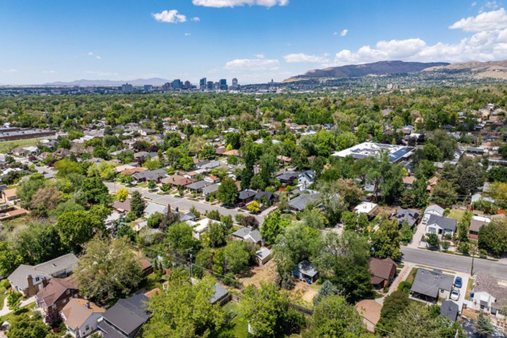 Image 19 of property listing at 1210 HARRISON AVE, Salt Lake City, UT 84105