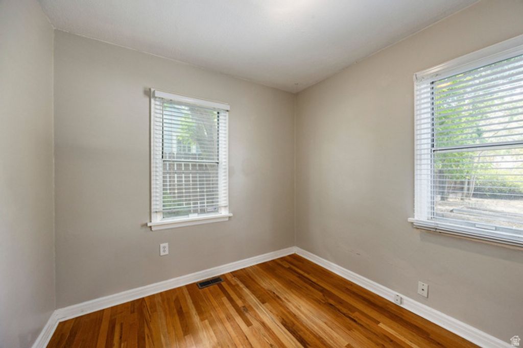 Image 6 of property listing at 1210 HARRISON AVE, Salt Lake City, UT 84105