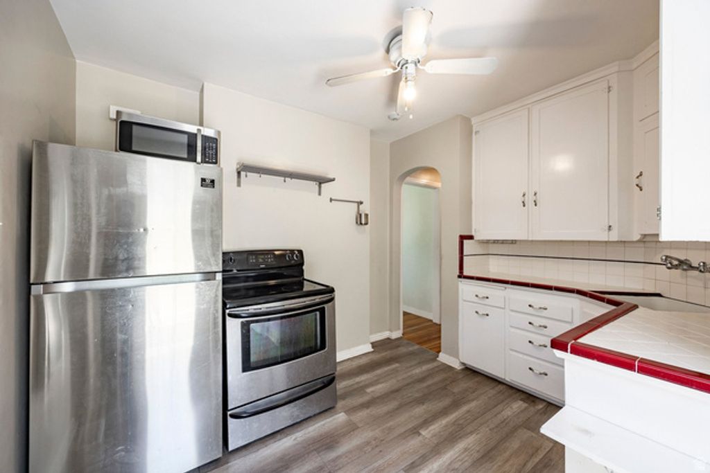 Image 10 of property listing at 1210 HARRISON AVE, Salt Lake City, UT 84105