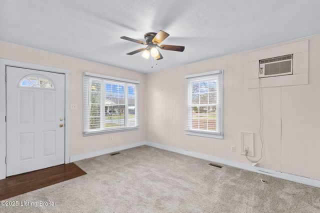 1310 Doris Dr, Louisville, KY 40118